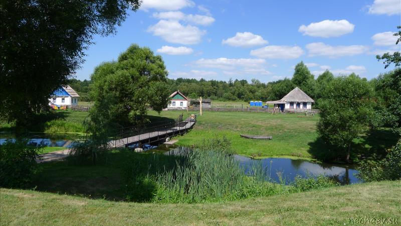 Деревня в парке "Ключи"